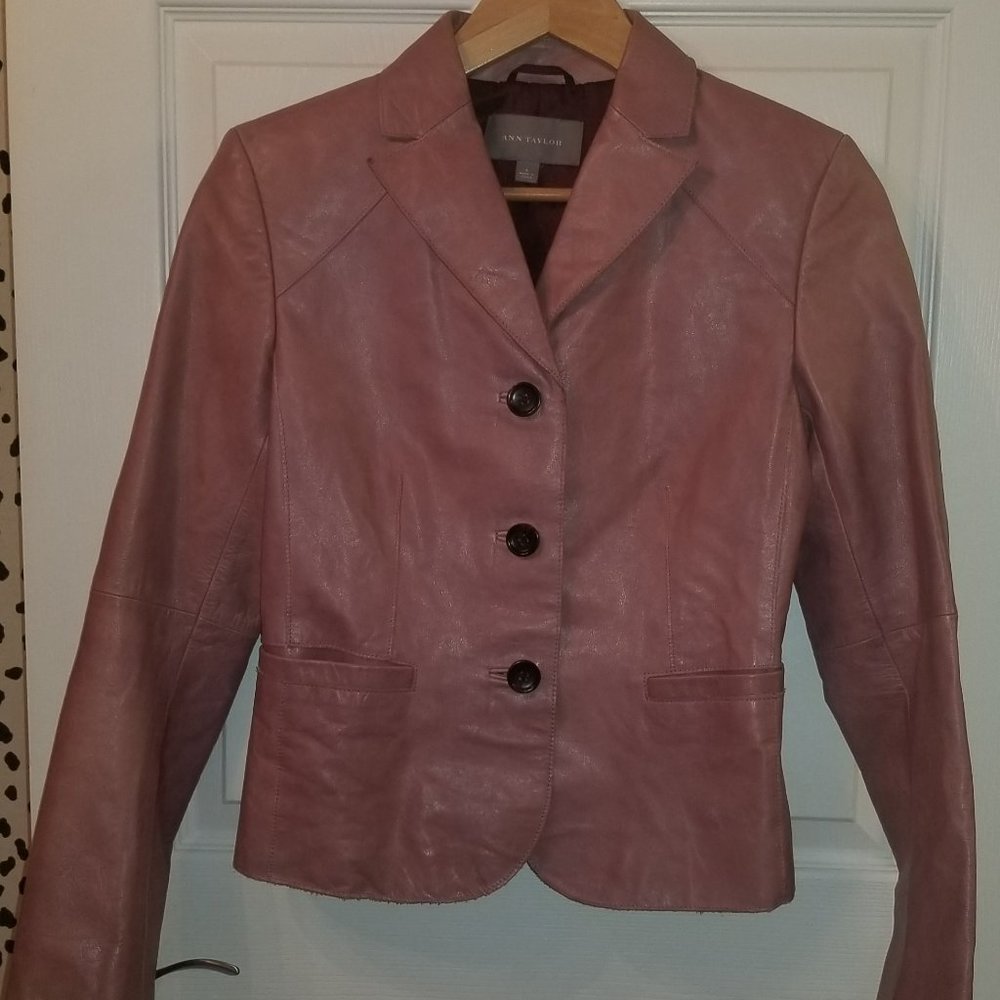 Ann Taylor women’s genuine leather jacket / blazer - Size 4 - Color - Dusty Rose